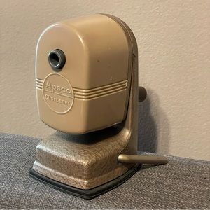 Vintage Berol Apsco Vacu Base Suction Cup Desk Top Pencil Sharpener